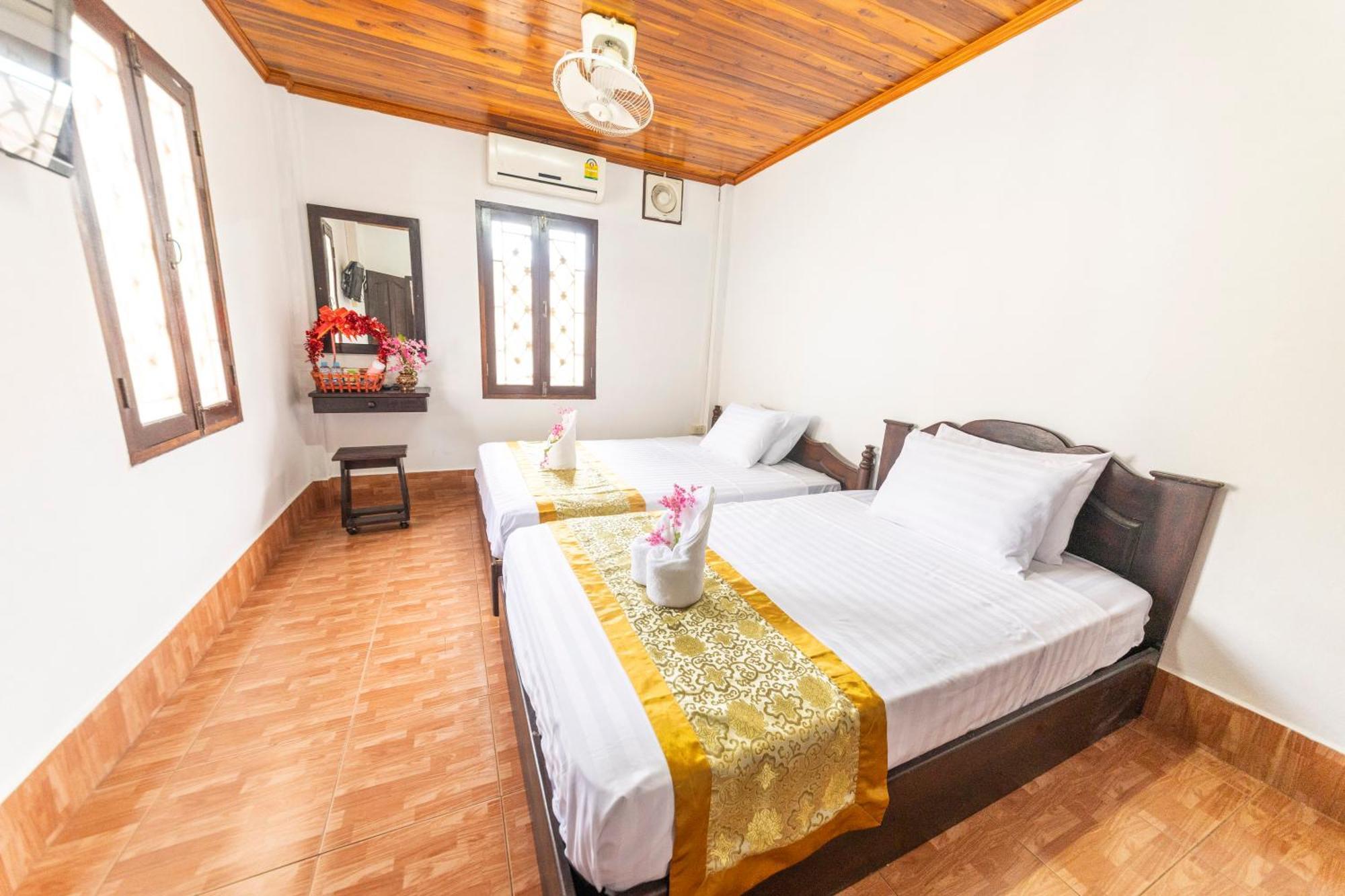 Nirasim Villa Luang Prabang Exterior foto